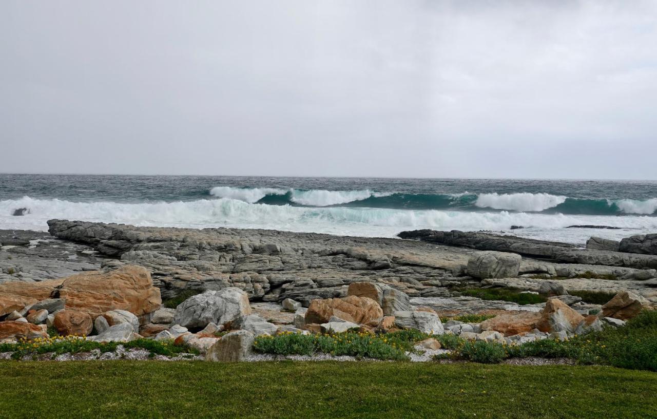 House 10-On-Sea Villa Hermanus Bagian luar foto