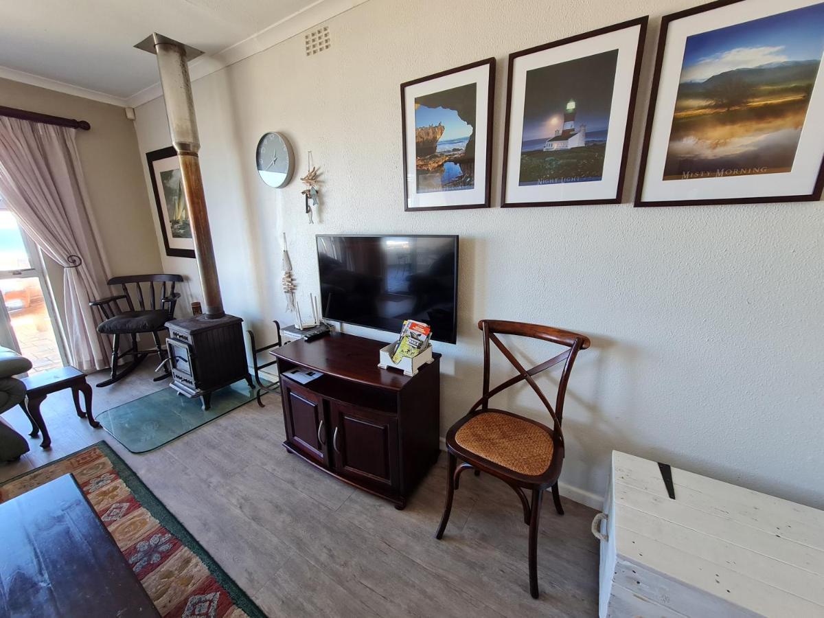House 10-On-Sea Villa Hermanus Bagian luar foto