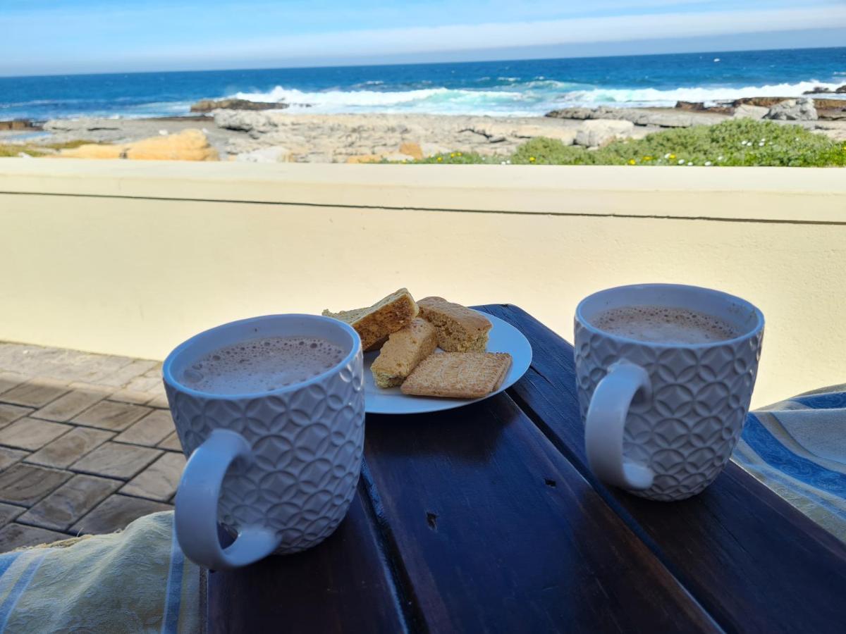 House 10-On-Sea Villa Hermanus Bagian luar foto